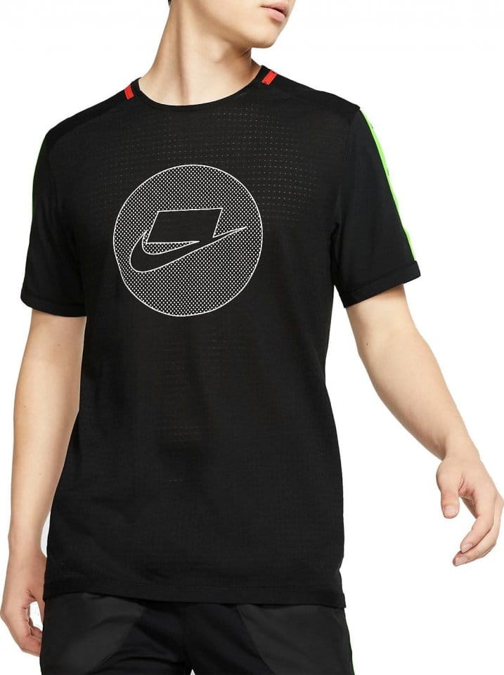 T-Shirt Nike M NK WILD RUN TOP SS